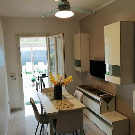 Villetta Oleandro Feriehus Torre Inserraglio